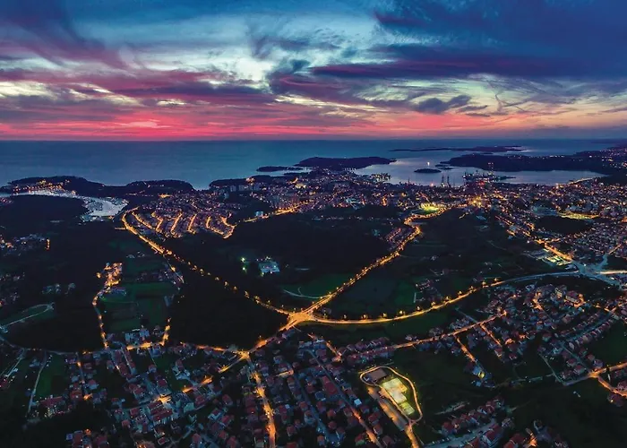 Pet Friendly Apartment In Pula