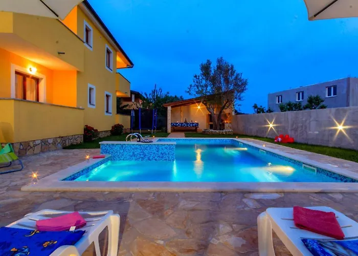 Vakantiehuis Pet Friendly Apartment In Pula Pula