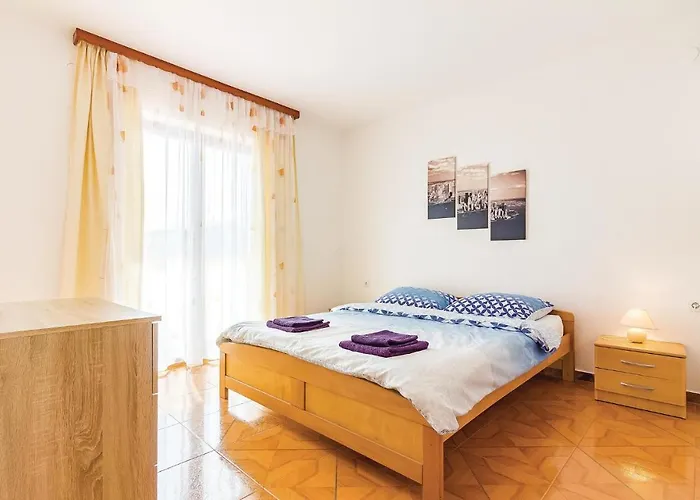 Pet Friendly Apartment In Pula Pula