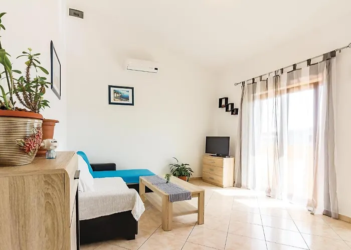 Pet Friendly Apartment In Pula * Pula