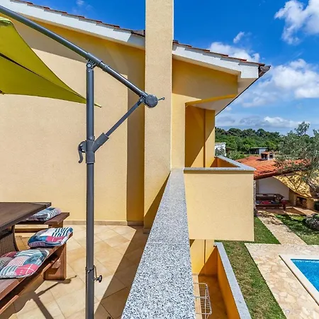 Gorgeous In With Wifi Ferienhaus Pula