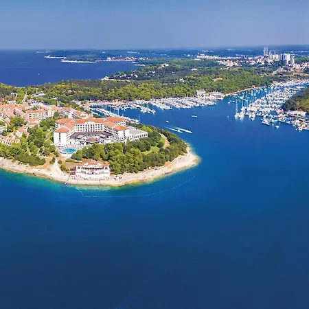 Pet Friendly Apartment In Pula